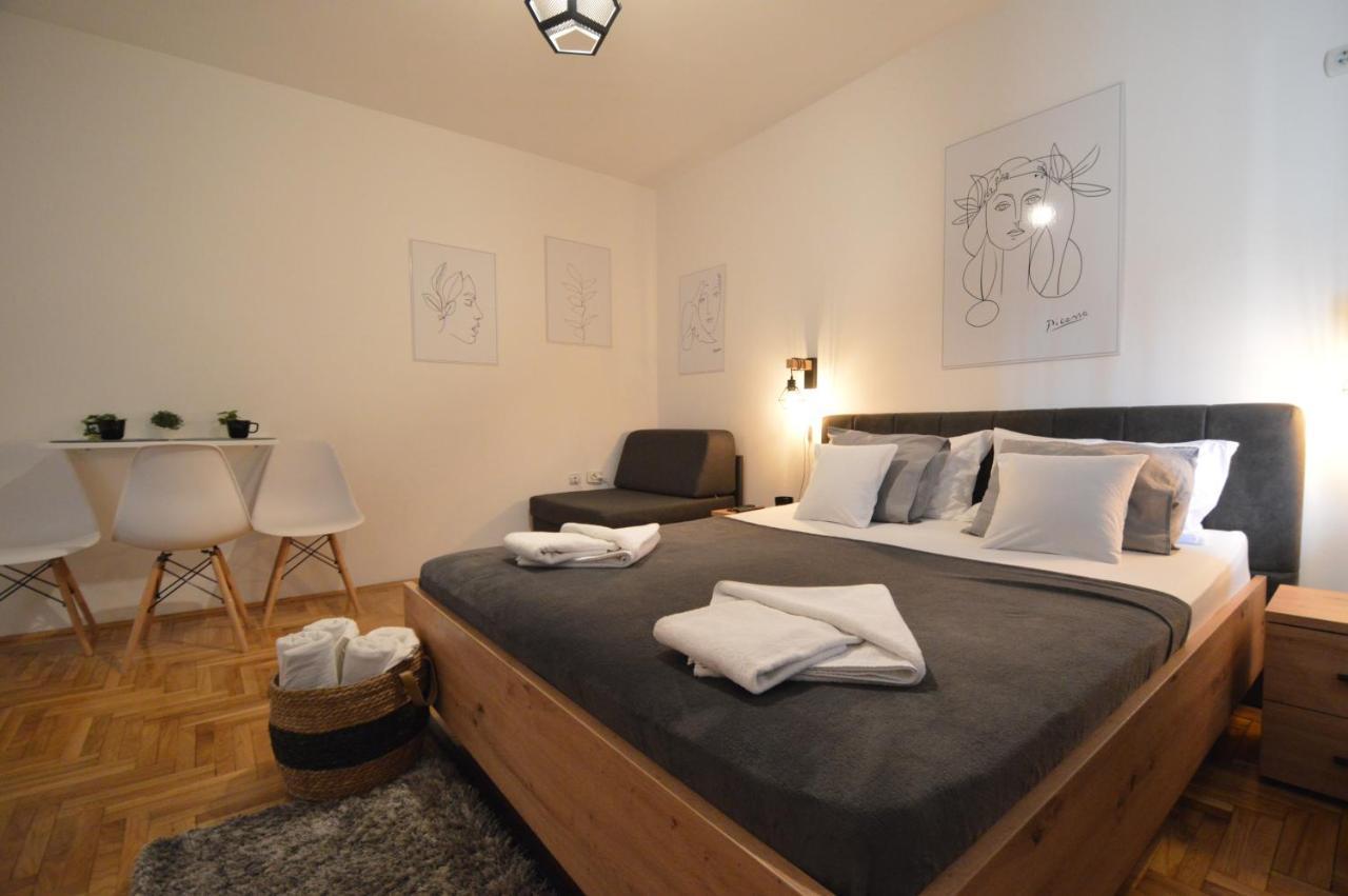 Studio 41 Novi Sad Esterno foto