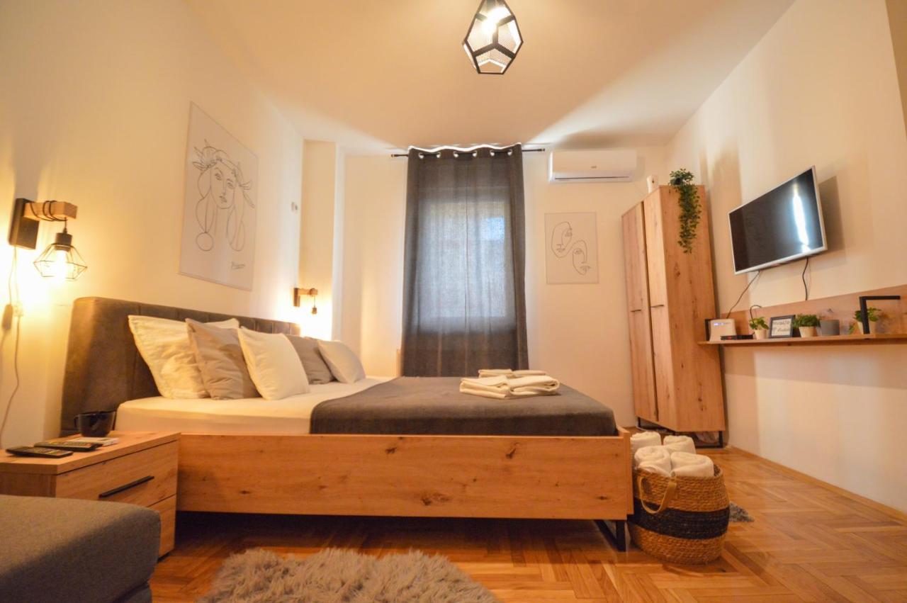 Studio 41 Novi Sad Esterno foto